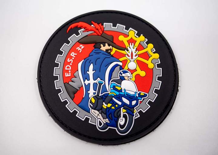 Création écussons en PVC Espéraza